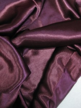 4 Glänzender Softsatin Rest burgund
